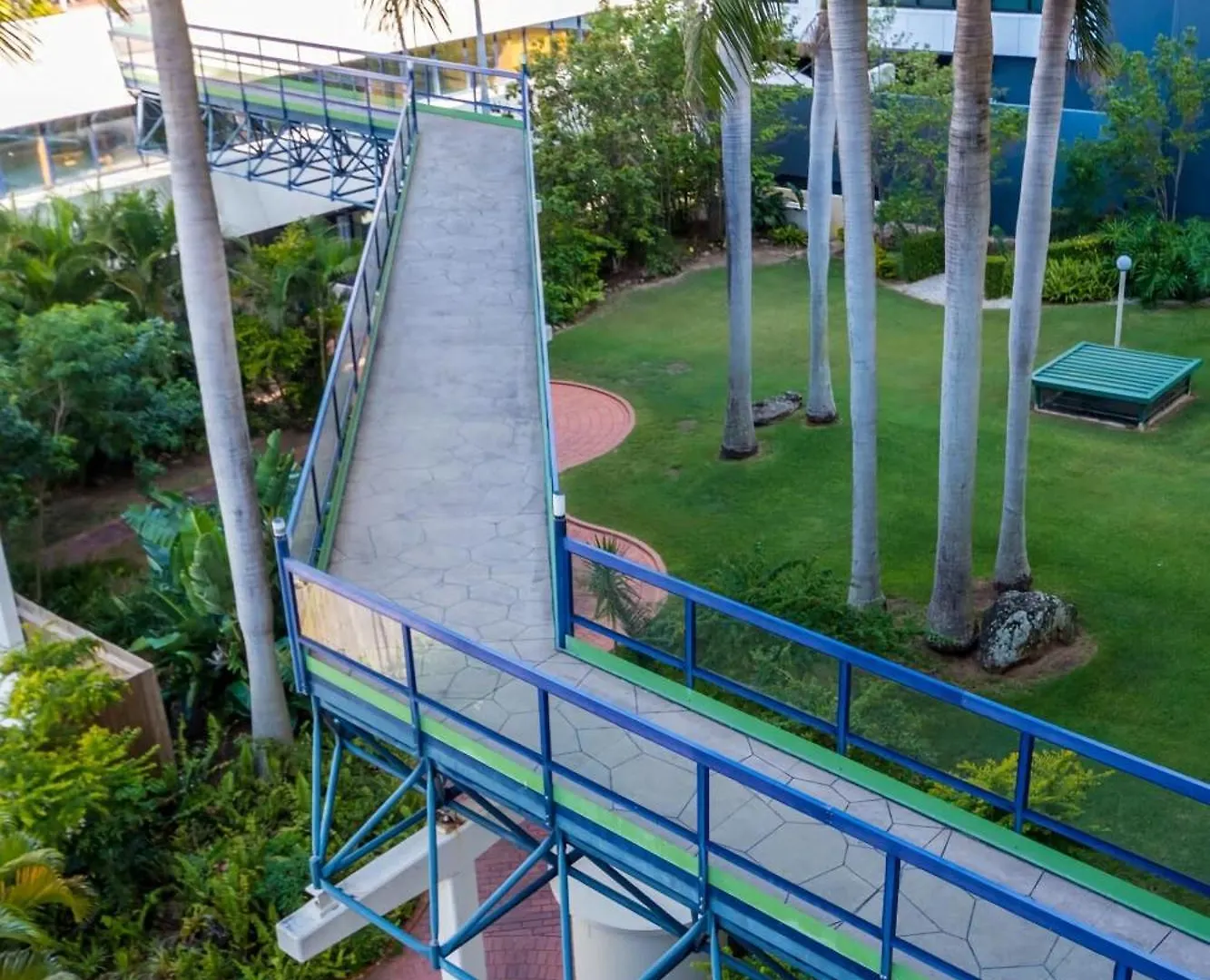 Surfers Central Escape - 450M To The Beach Gold Coast Australië