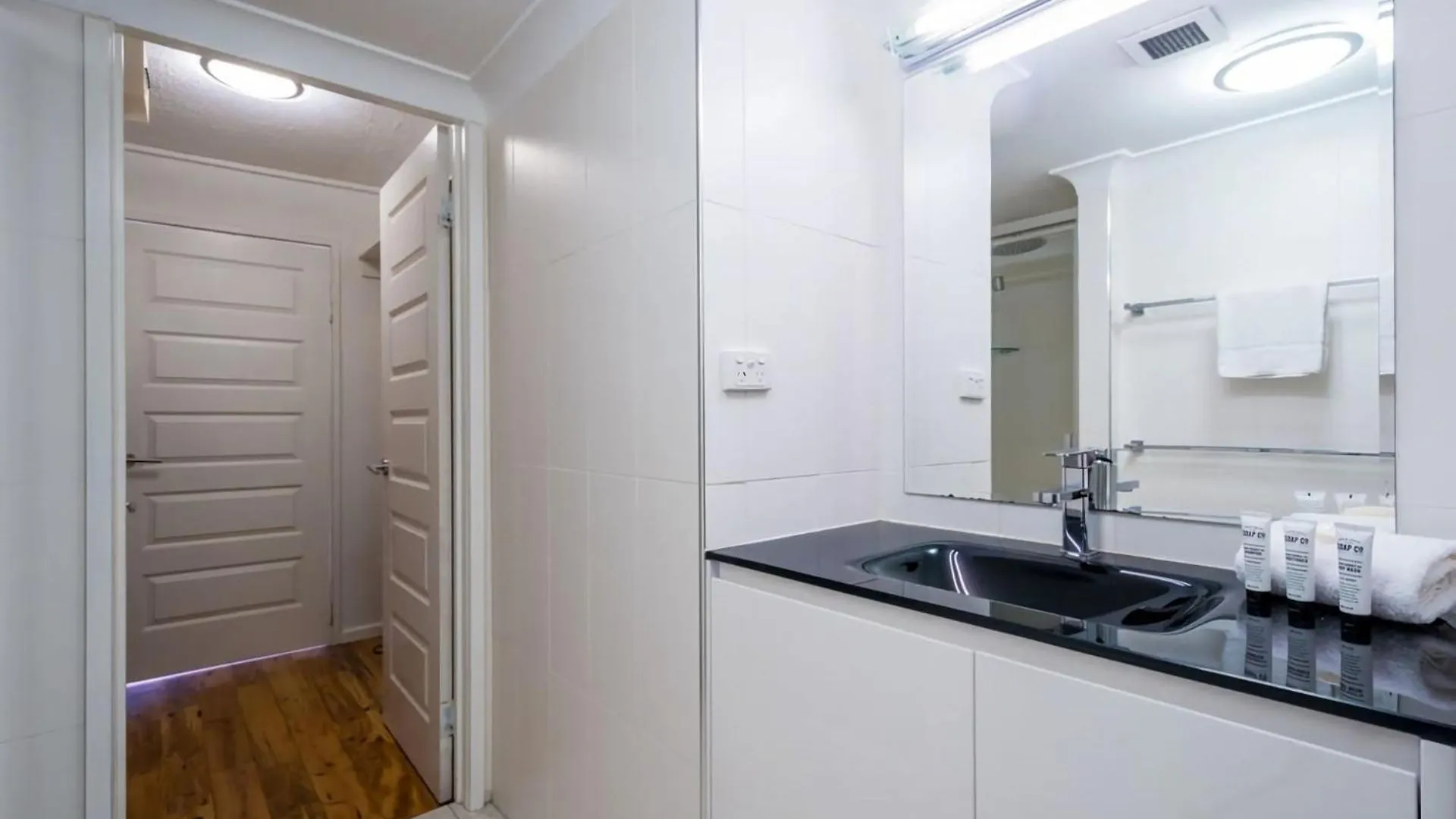 Surfers Central Escape - 450M To The Beach Gold Coast